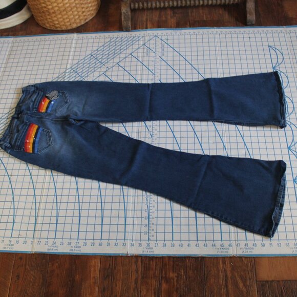 Star Wars Her Universe Han Solo Millenium Falcon Flare Retro Jeans, Jr. 5 - Picture 4 of 11